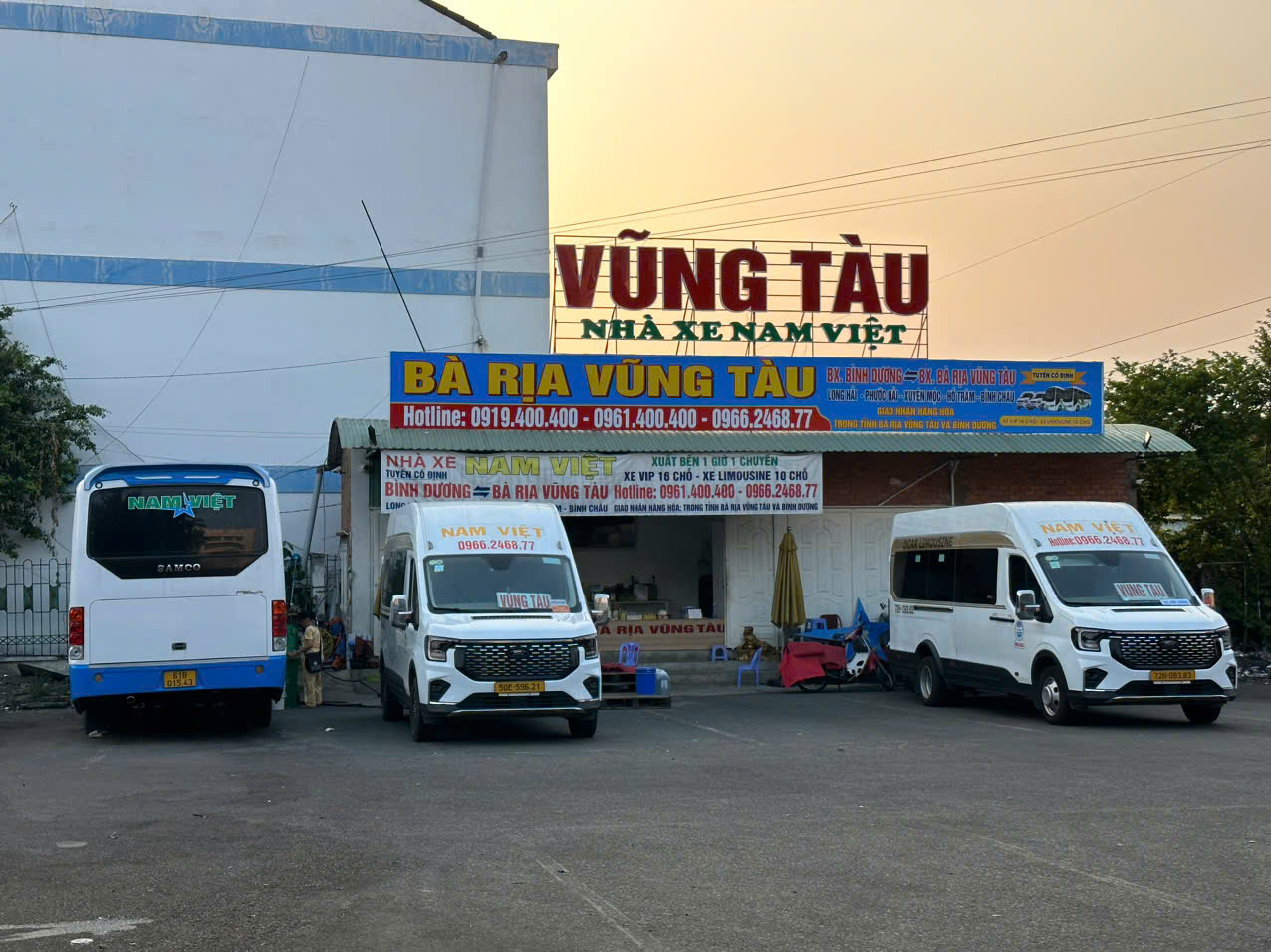 Thực Hiện Giao Nhận
