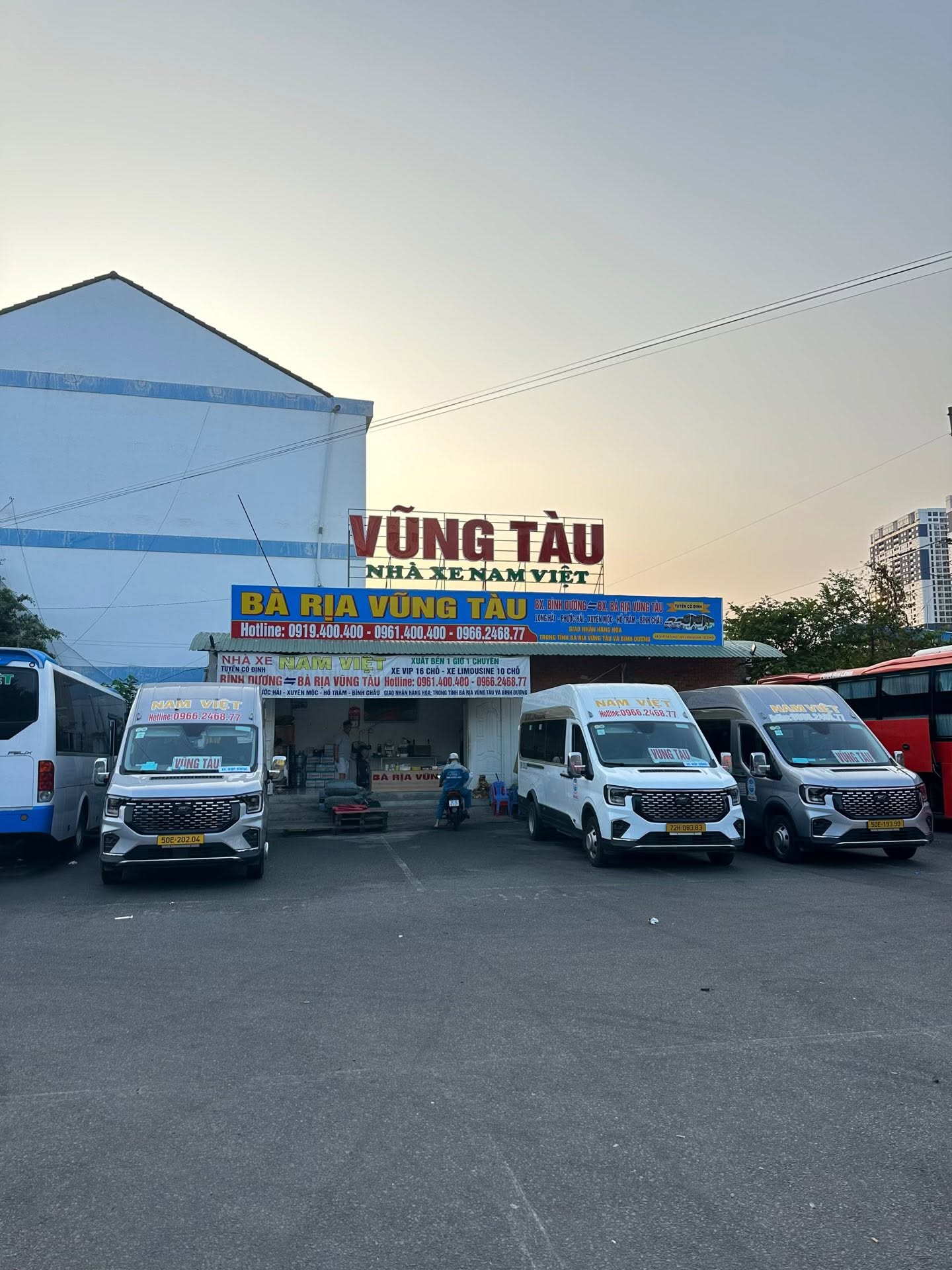 Khách Du Lịch
